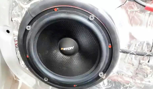 當紅套裝輕升級 新疆車佳坊現代I30改裝ETON和霸克