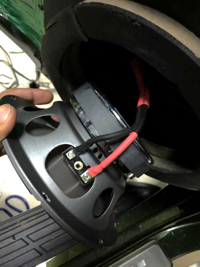 音樂隨身享 車改坊哈爾濱店豐田霸道改裝美國霸