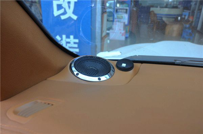 享高品味生活 曲靖音樂空間蘭德酷路澤改裝德國