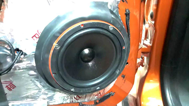享車享音樂 新疆車佳坊名爵6改裝ETON和霸克音響