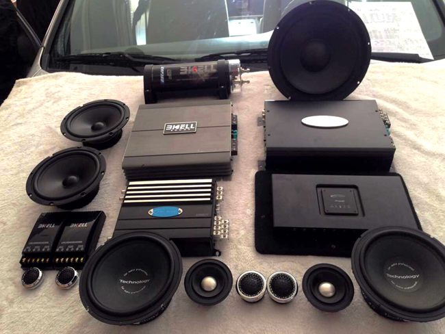體驗至尊HIFI 呼市志高別克凱越旅行版改裝TEC、
