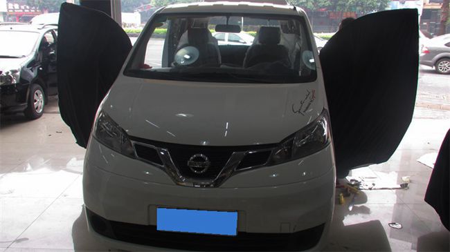舞動精彩駕享不停 佛山車改坊日產NV200改裝TEC和