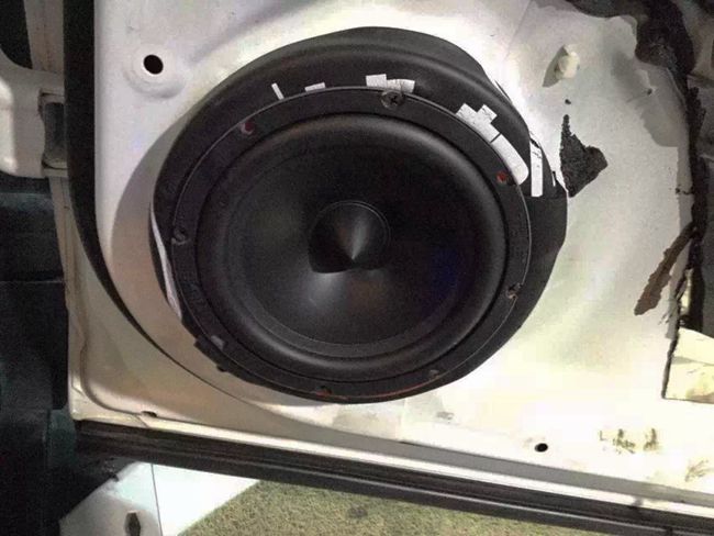 音樂全新定義 新疆車佳坊本田CRV改裝美國美國霸