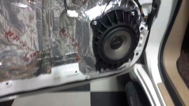 輕換裝重享受 新疆車佳坊蘭德酷路澤改裝TEC和霸