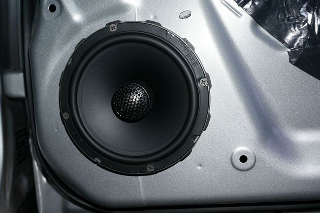 駕享車生活 廣州帝銳鈴木鋒馭改裝ETON和霸克音響