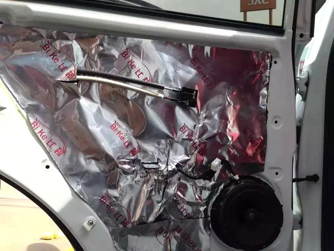 大熱小升級 新疆車佳坊起亞智跑改裝美國霸克音