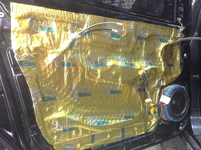 打造精彩汽車生活 景洪俊昌榮雙龍愛騰改裝美國