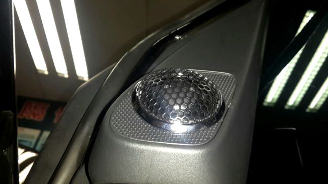 車廂里的狂歡 中山億豐行本田CRV改裝美國霸克音