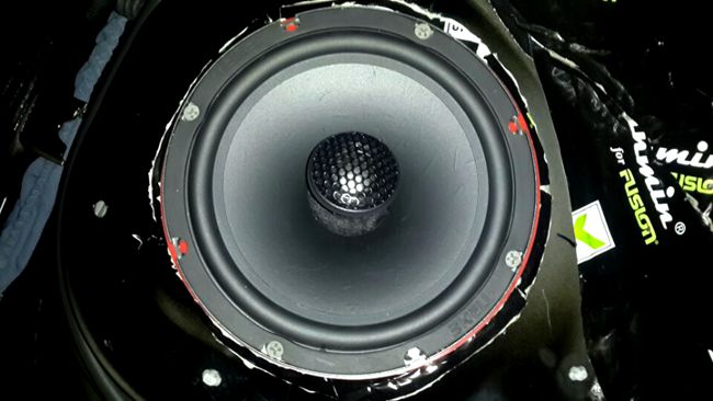 車廂里的狂歡 中山億豐行本田CRV改裝美國霸克音