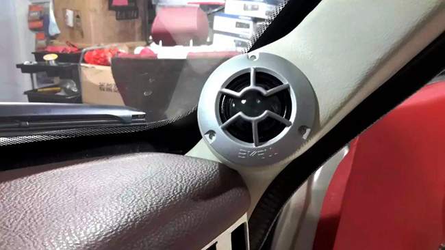 真正的王者 新疆車佳坊馬自達旅行版爆改霸克、