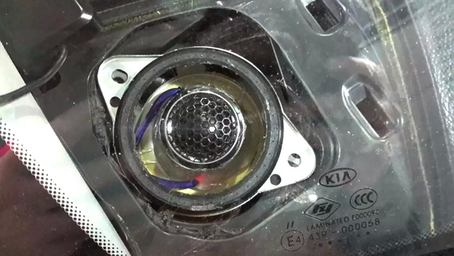 追求的就是高性價比 新疆車佳坊起亞K5音響改裝