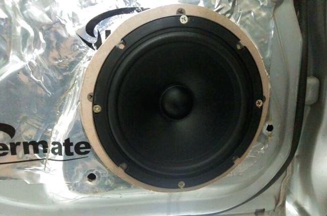 結伴去改音響 大連蘋果唱響鈴木天語SX4改裝美國