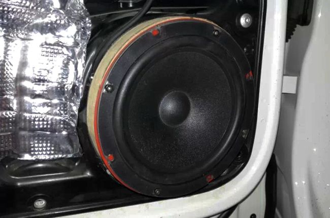 點燃音樂新激情 新疆車佳坊大眾途觀改裝TEC和霸