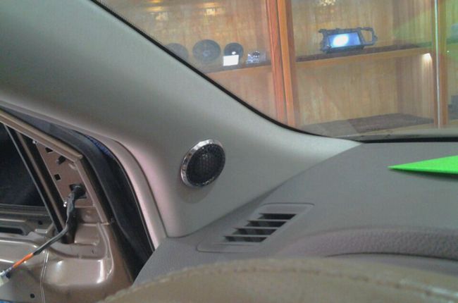 小改音響真性情 岳陽朋輝日產軒逸改裝美國霸克