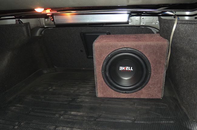 專情霸克的天籟 太原美聲日產天籟改裝美國霸克