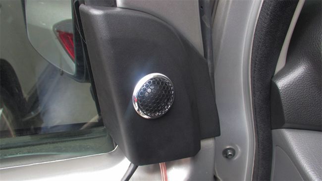 一次簡單卻明顯的升級 佛山車改坊日產NV200改裝