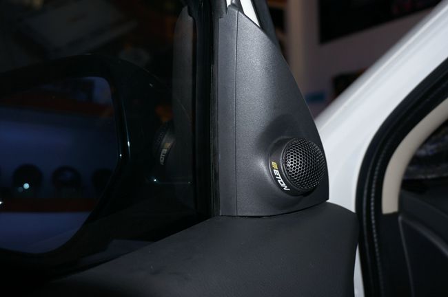 音質混搭新體驗 廣州帝銳三菱歐藍德改裝ETON和霸