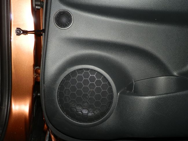 人聲首選好聽又好玩 臺山車龍日產奇駿改裝德國