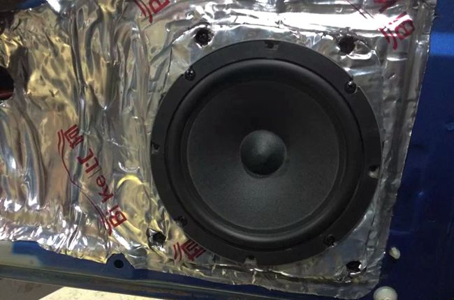 音樂的驚喜 新疆車佳坊三菱菱帥改裝美國霸克音