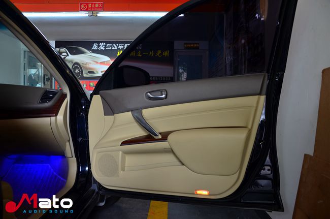 悅享新時尚 海口龍發日產天籟改裝美國霸克音響