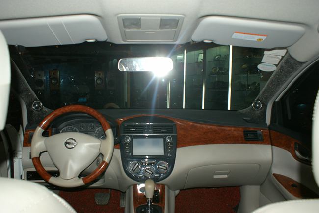 享受別致音效 新塘紅日日產騏達改裝美國霸克音