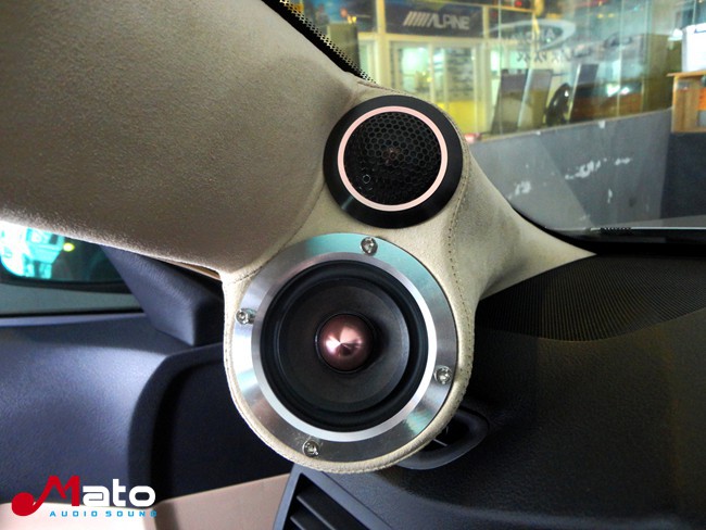 廈門音樂車坊豐田銳志改裝Hybrid Audio、TEC和ARC音響