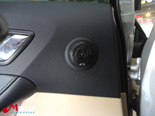 廈門音樂車坊豐田銳志改裝Hybrid Audio、TEC和ARC音響