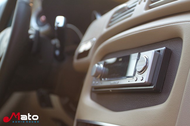 奢華不止一面 奔馳R300音響改裝Hybrid Audio和ARC汽車