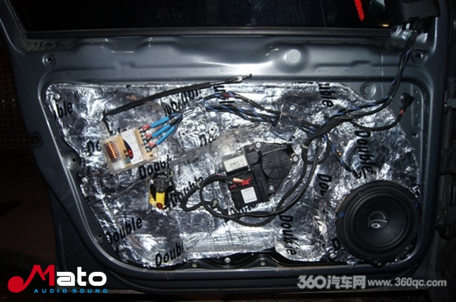 大眾邁騰改裝意大利TEC和霸克汽車音響