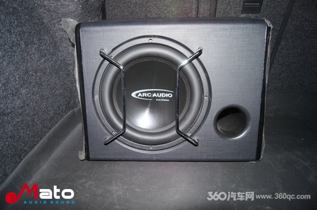大眾邁騰改裝意大利TEC和霸克汽車音響