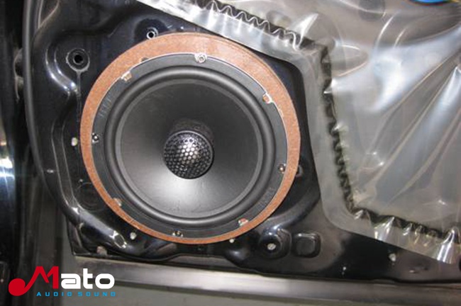 魔方元音日產天籟音響改裝美國霸克汽車音響