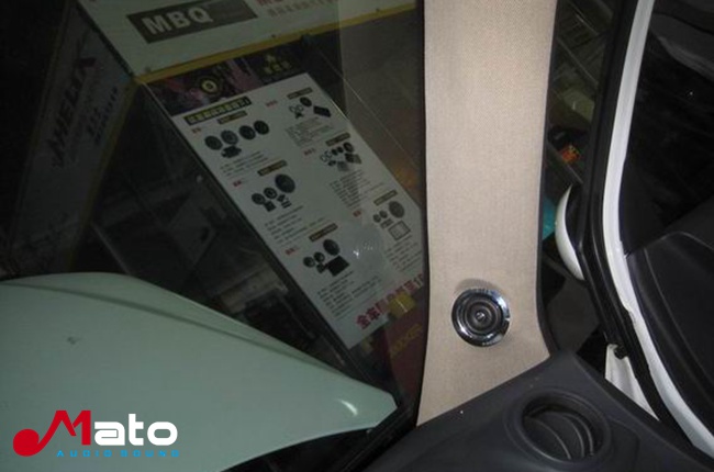 最強音的蛻變 豐田RAV4改裝美國霸克汽車音響