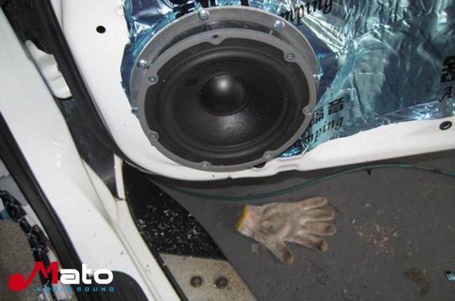 最強音的蛻變 豐田RAV4改裝美國霸克汽車音響