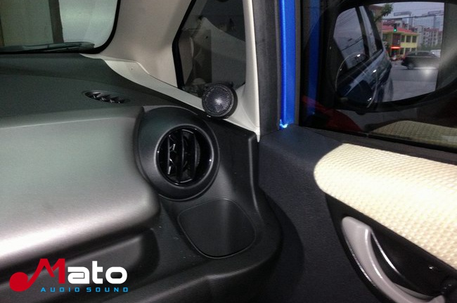 南昌先驅本田飛度汽車音響改裝德國伊頓套裝喇