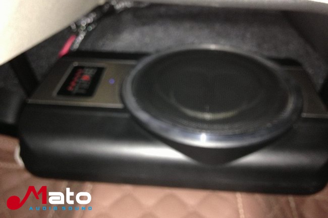 南昌先驅本田飛度汽車音響改裝德國伊頓套裝喇