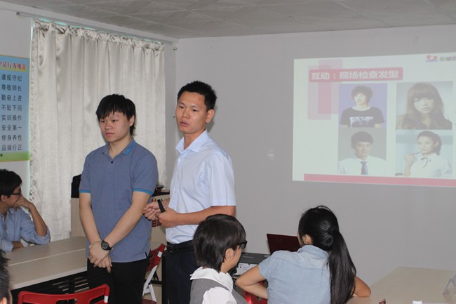 美托聲頻全體員工參加商務禮儀培訓
