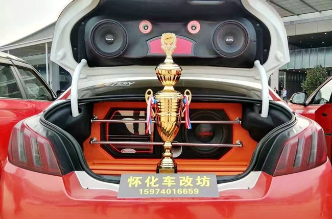 酷爆了！ 車改坊汽車影音連鎖（懷化好聲音店）