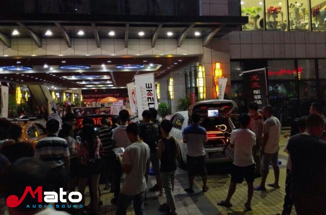 2014金秋周末購潮流改裝汽車展——龍發影音炸機