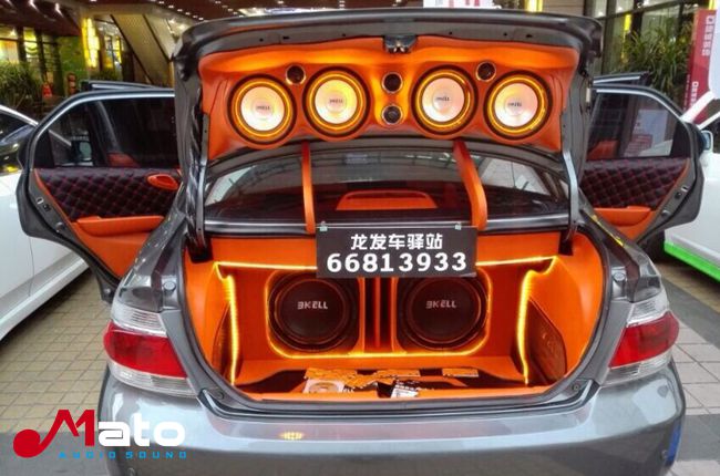 2014金秋周末購潮流改裝汽車展——龍發影音炸機